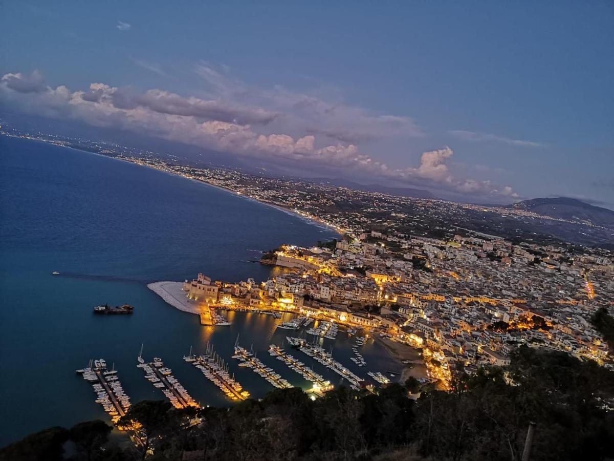 Casetta "Le Due Palme" Castellammare del Golfo Luaran gambar
